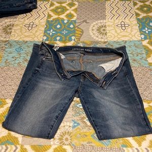 Womens AE 18L kick boot jeans